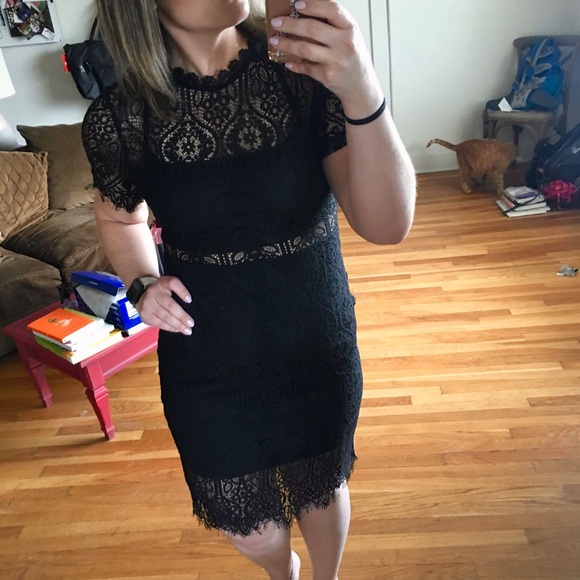 Black lacy lulus dress - Picture 1 of 5